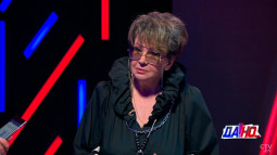 Заслуженный работник образования: сейчас учителю работать сложнее. А как было в СССР?