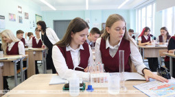 Эксперт: в профессионально-образовательном самоопределении учащимся должен помогать учитель