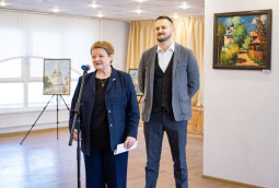 Красиво, реалистично, проникновенно - в Академии образования проходит выставка картин российских и белорусских художников